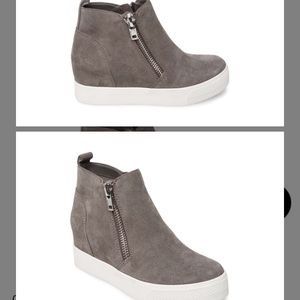 ISO Steve Madden Wedgie Grey Suede